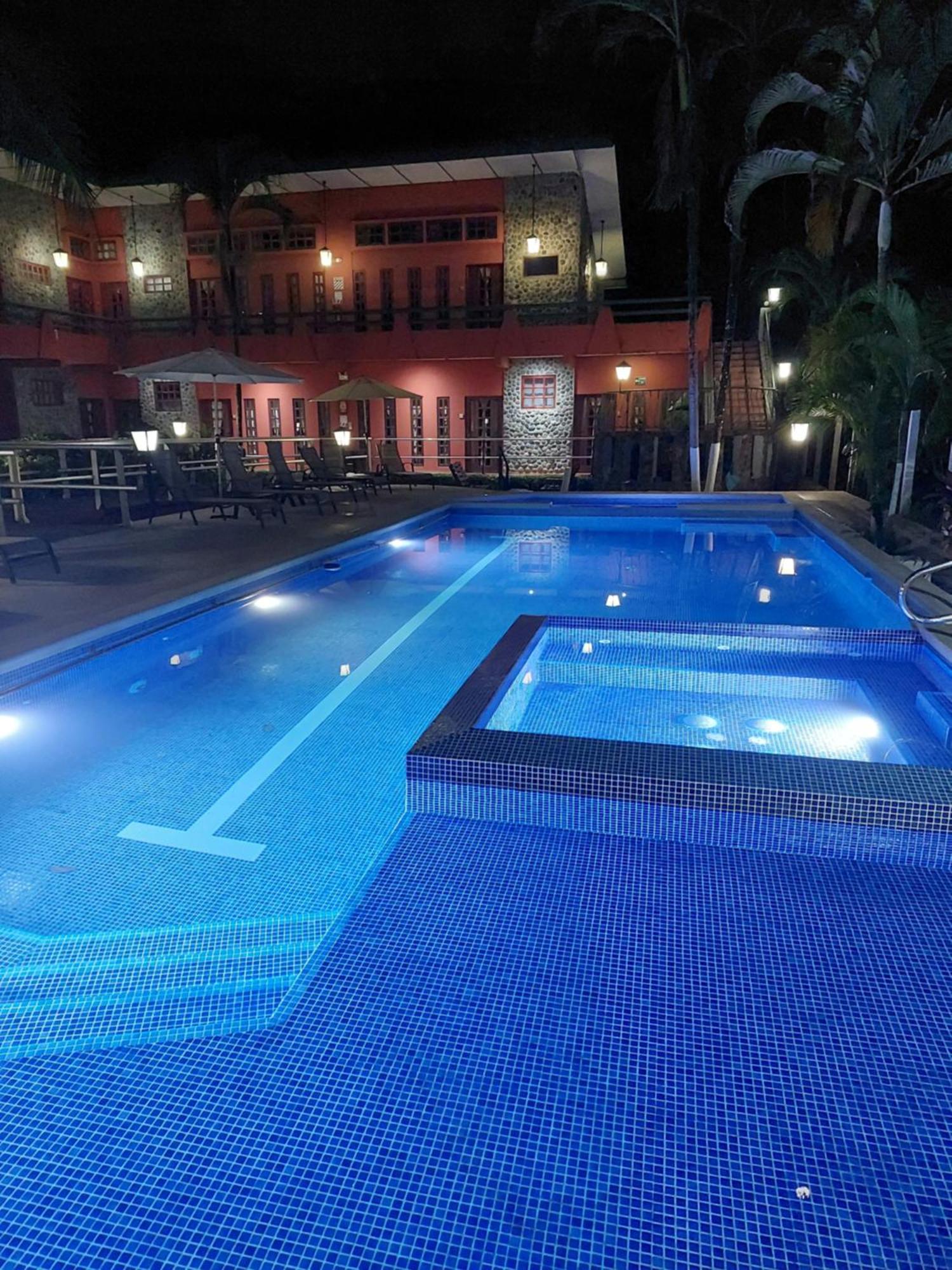 Hotel Playa Bejuco Esterillos Este Kültér fotó