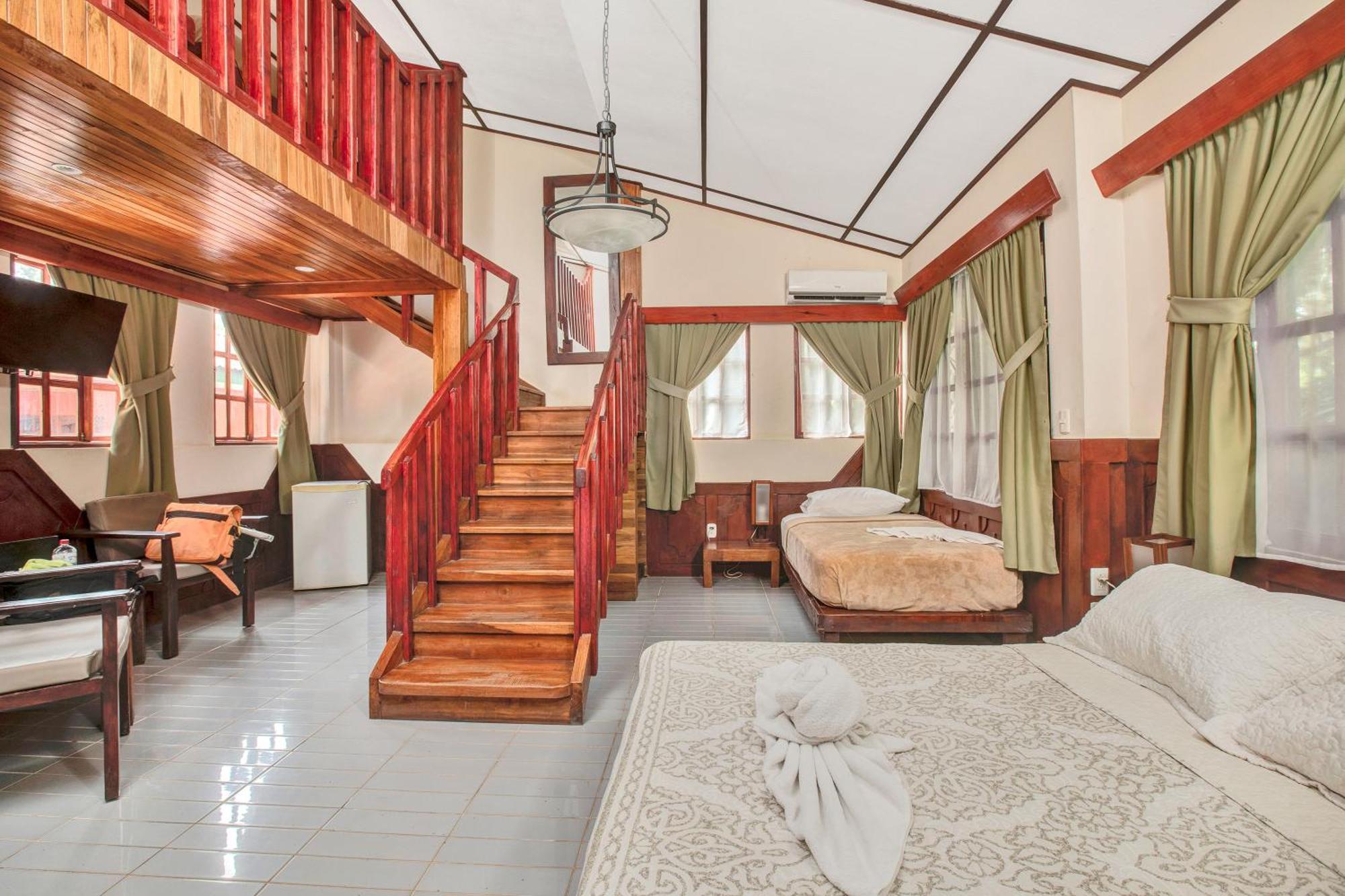 Hotel Playa Bejuco Esterillos Este Kültér fotó